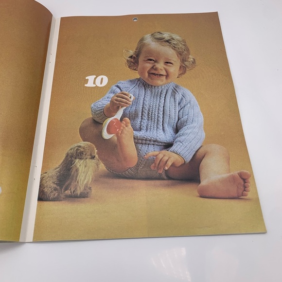 Vtg. Hand Knit Designes FAIRY TALE BABY BOOK by Susan Bates for Babies Up to 3 - Picture 8 of 12